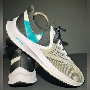 Nike AQ8228-001 Zoom Winflo 6 Gray/White Running Shoes Women's US 9.5/Eur 41